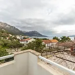 Apartament Topic Podaca